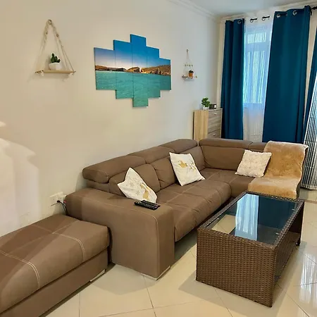 Front 3-bedroom