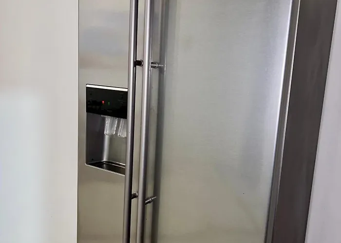 Front 3-bedroom Apartament *